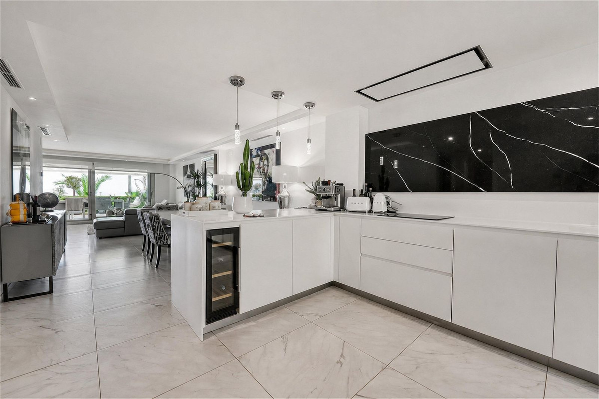 Apartment for sale in Benahavís
