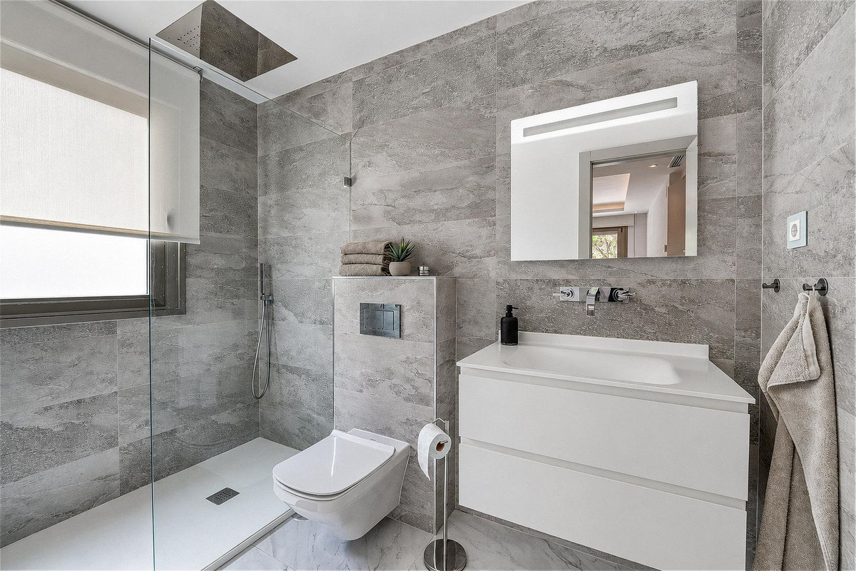 Apartment for sale in Benahavís