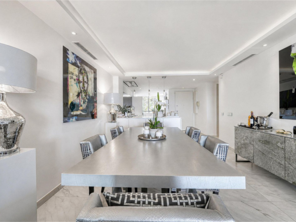 Apartment for sale in Benahavís