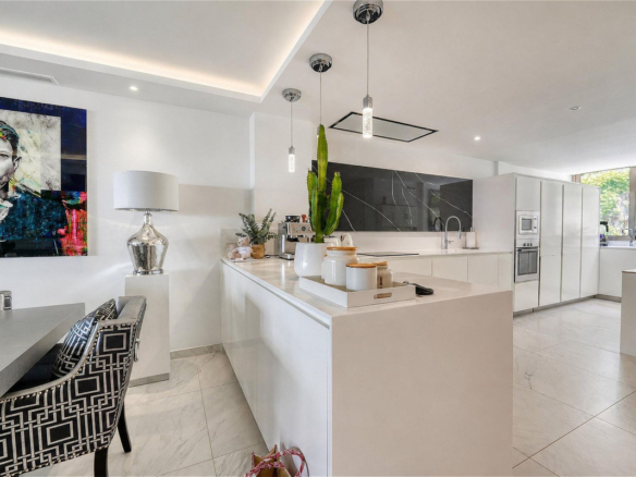 Apartment for sale in Benahavís