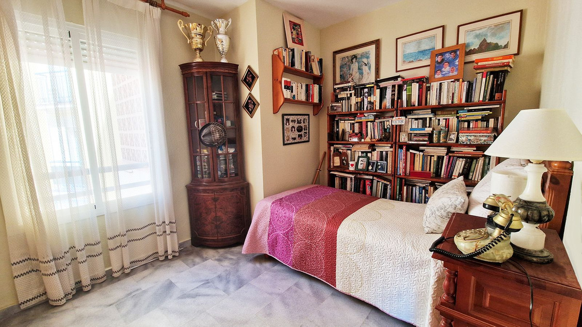 Apartment for sale in Benalmadena