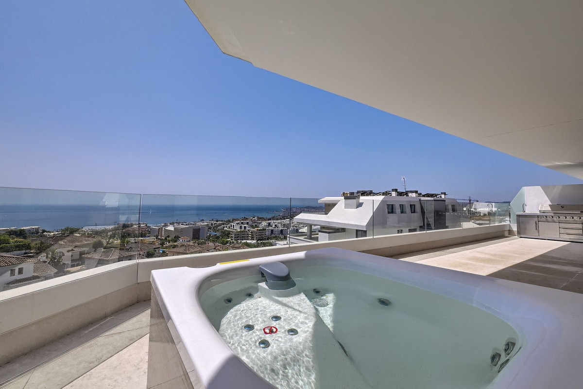 Apartment for sale in Benalmadena