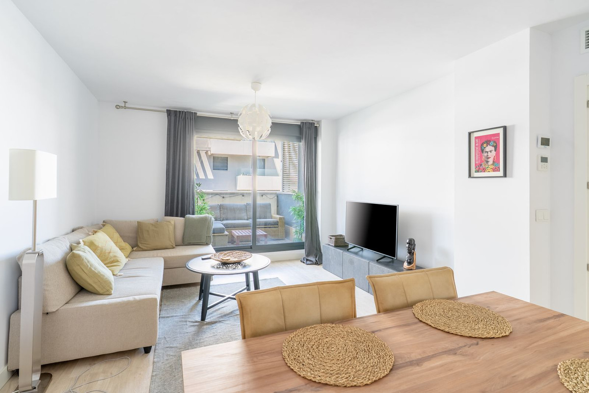 Apartment for sale in Estepona