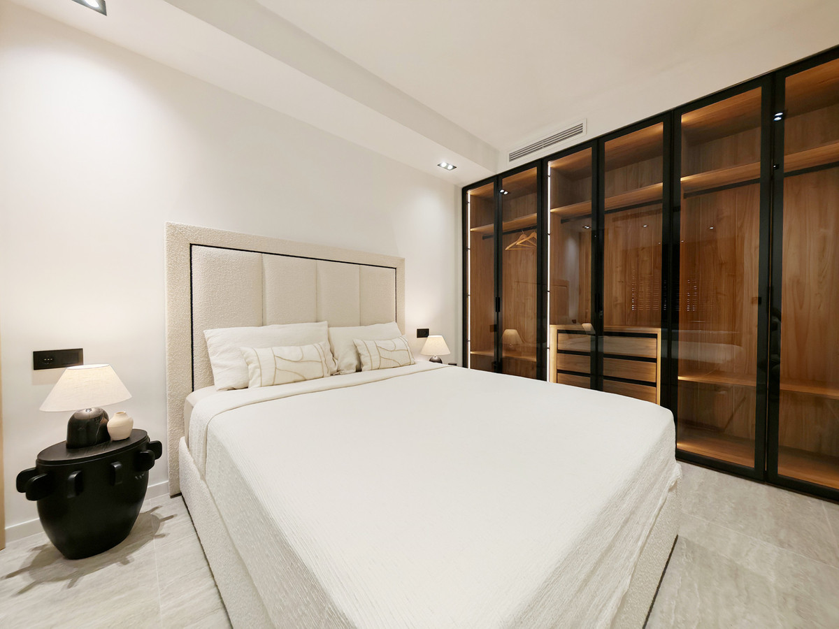Apartment for sale in Estepona