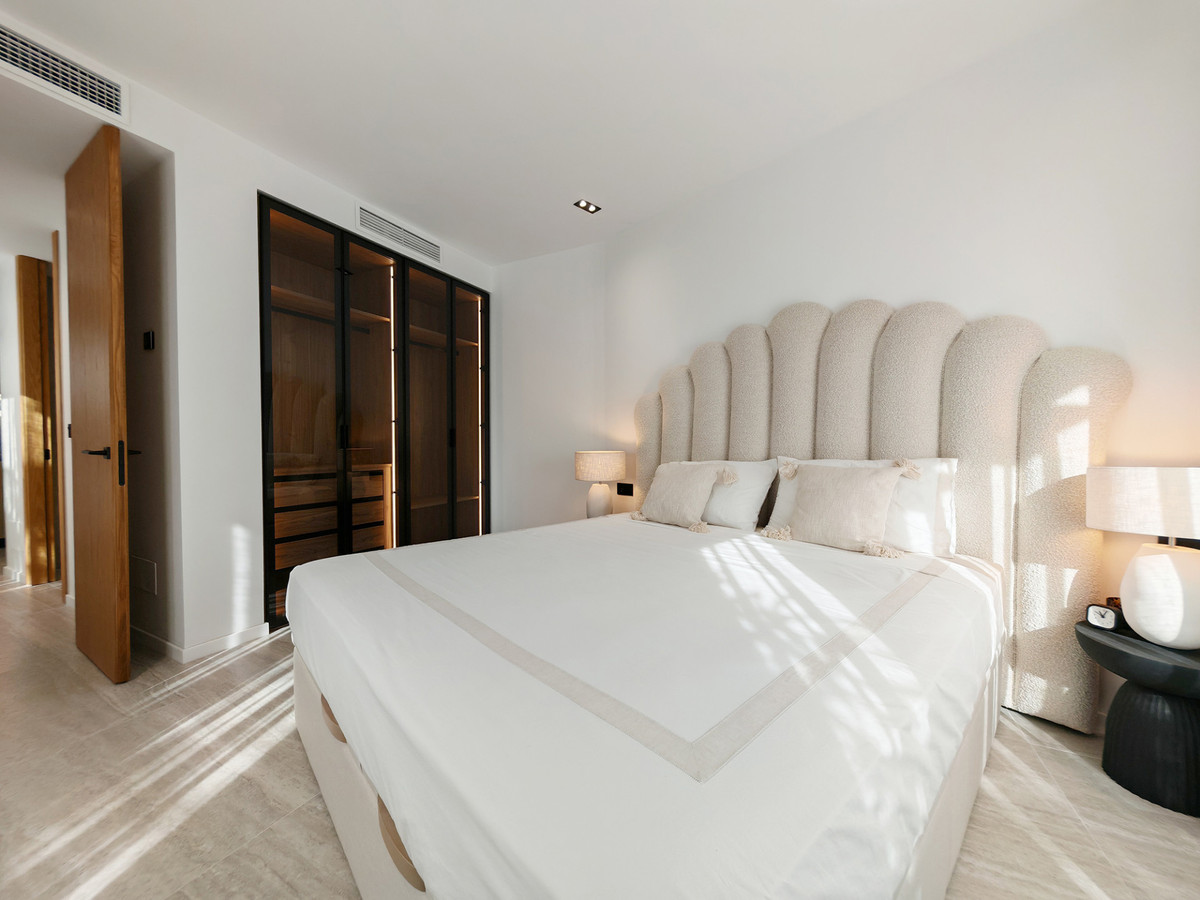 Apartment for sale in Estepona
