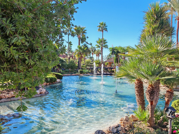 Apartment for sale in Estepona