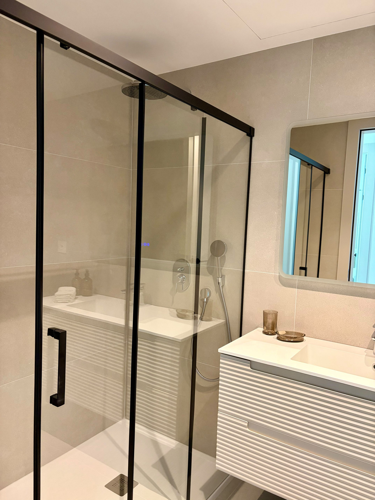 Apartment for sale in Estepona