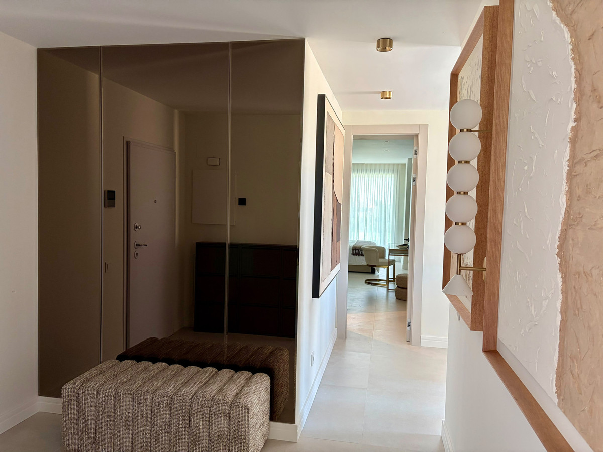Apartment for sale in Estepona
