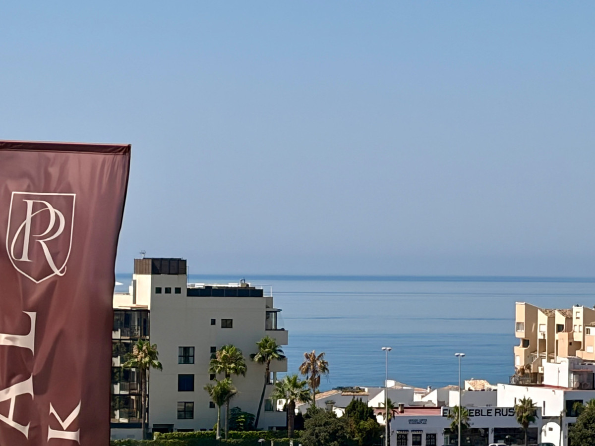 Apartment for sale in Estepona