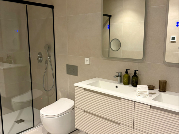 Apartment for sale in Estepona