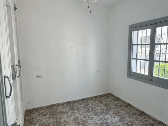 Apartment for sale in Estepona