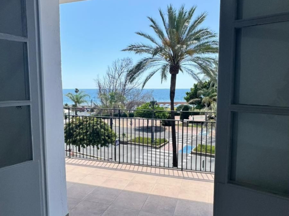 Apartment for sale in Estepona