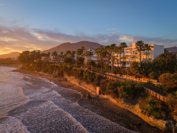 Apartment for sale in Estepona