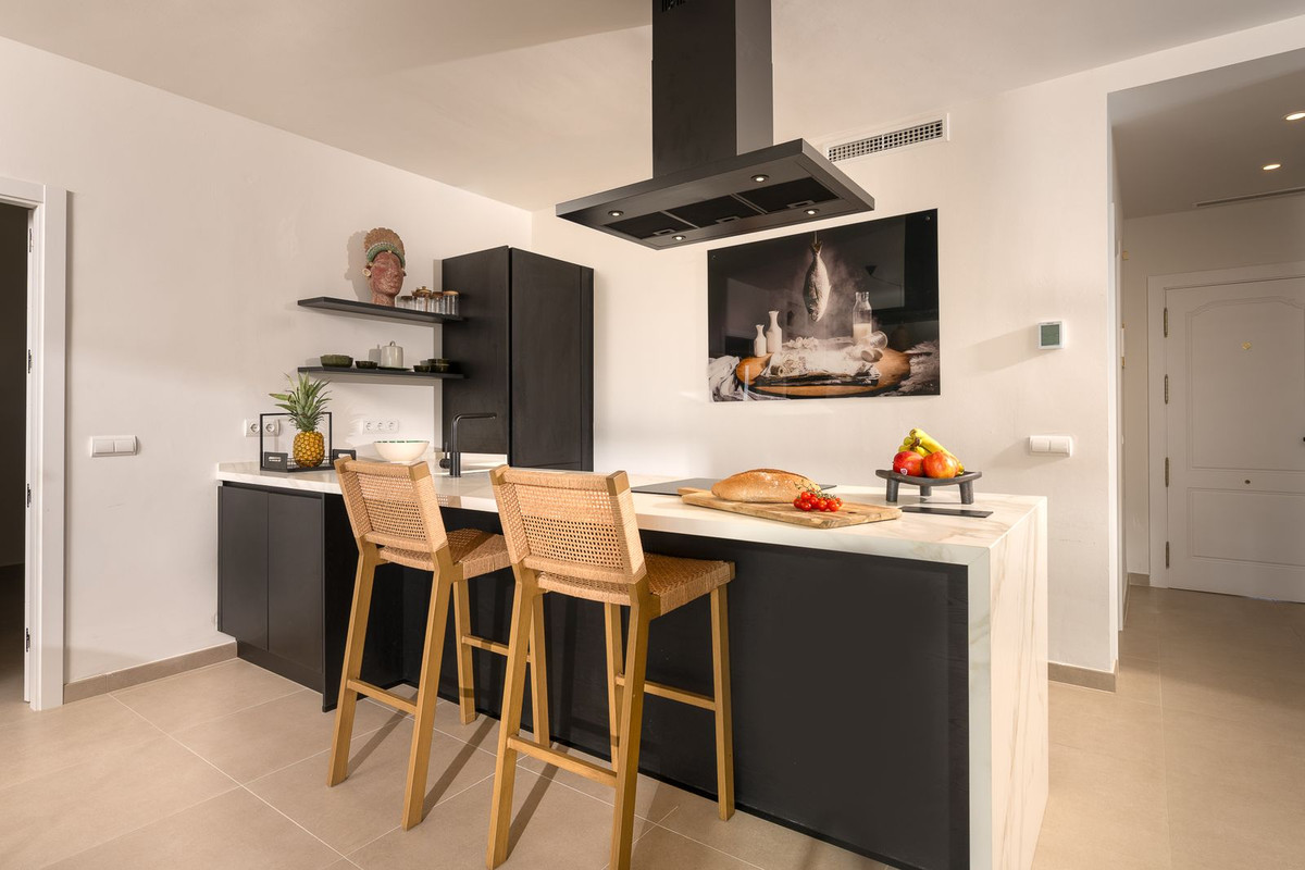 Apartment for sale in Estepona