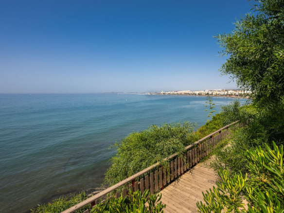 Apartment for sale in Estepona
