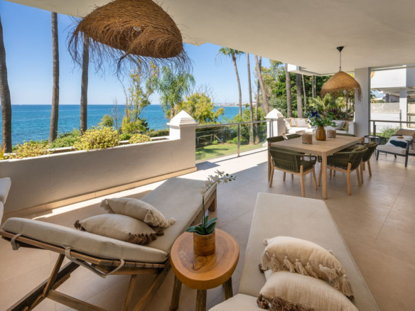 Apartment for sale in Estepona