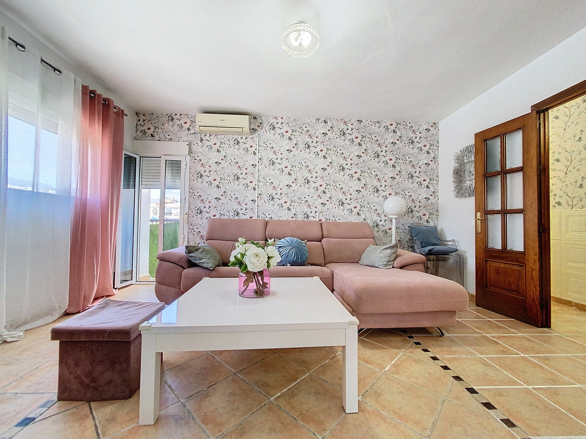 Apartment for sale in Estepona