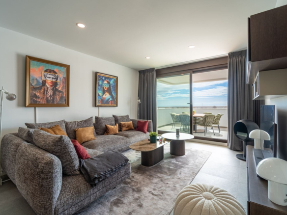 Apartment for sale in Estepona