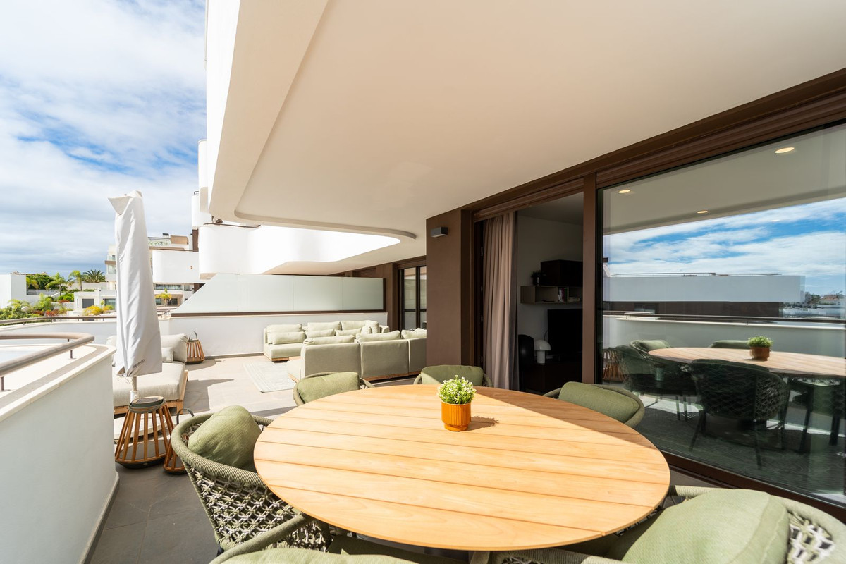 Apartment for sale in Estepona