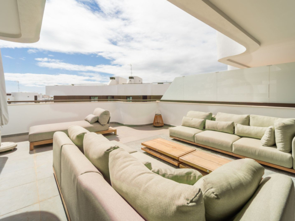 Apartment for sale in Estepona