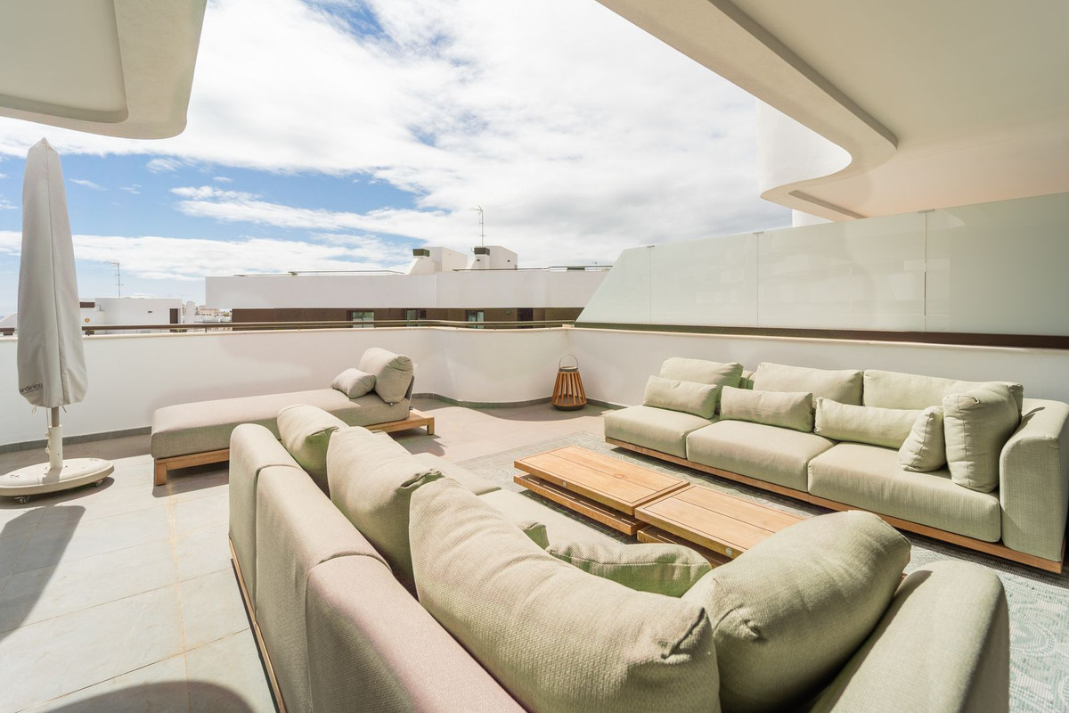 Apartment for sale in Estepona