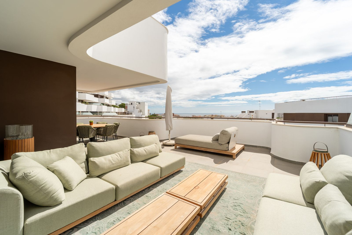 Apartment for sale in Estepona