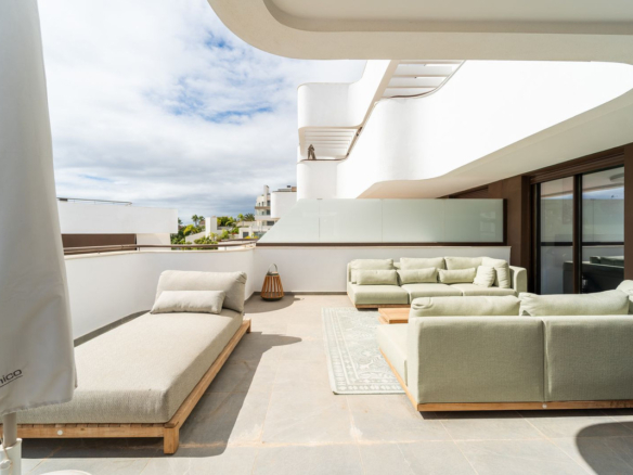Apartment for sale in Estepona