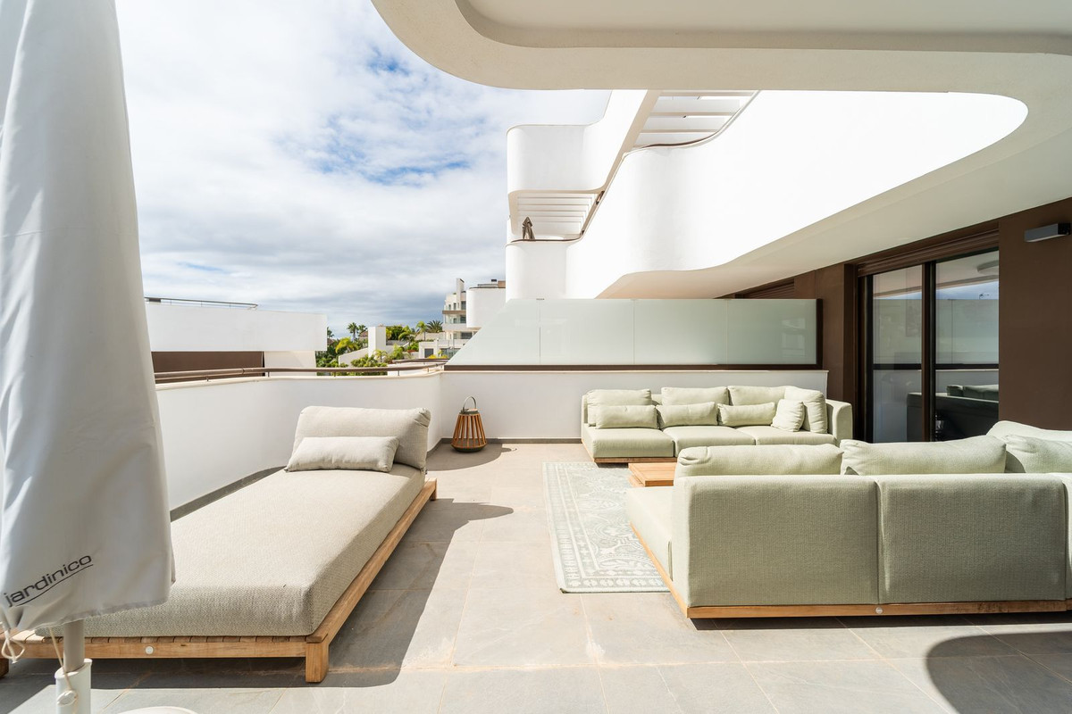 Apartment for sale in Estepona