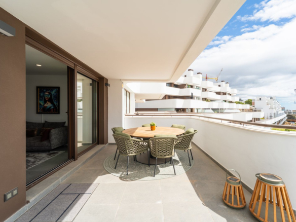 Apartment for sale in Estepona