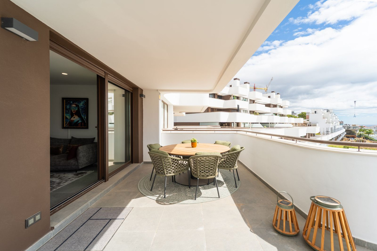Apartment for sale in Estepona