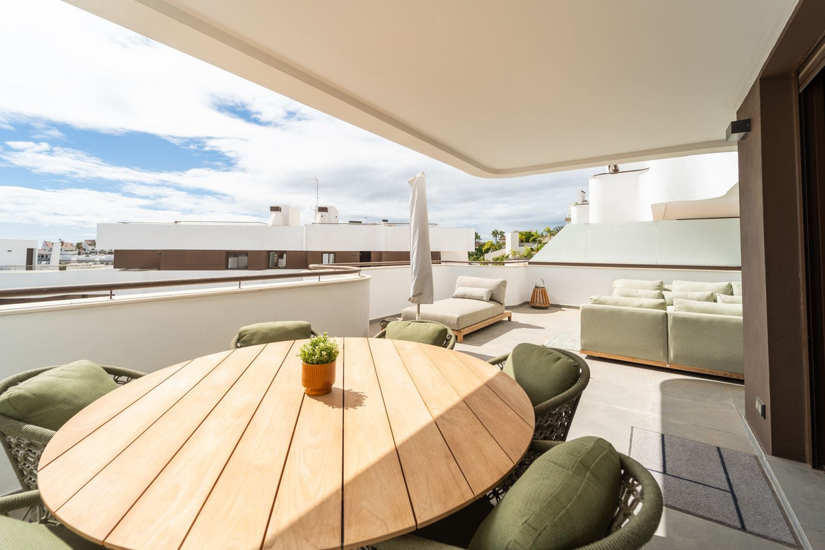 Apartment for sale in Estepona