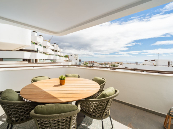Apartment for sale in Estepona