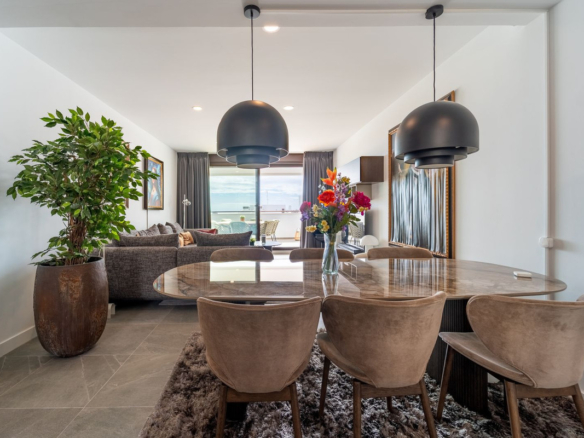 Apartment for sale in Estepona