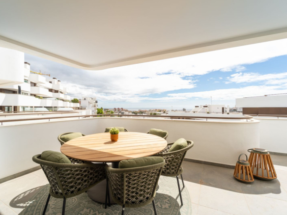 Apartment for sale in Estepona