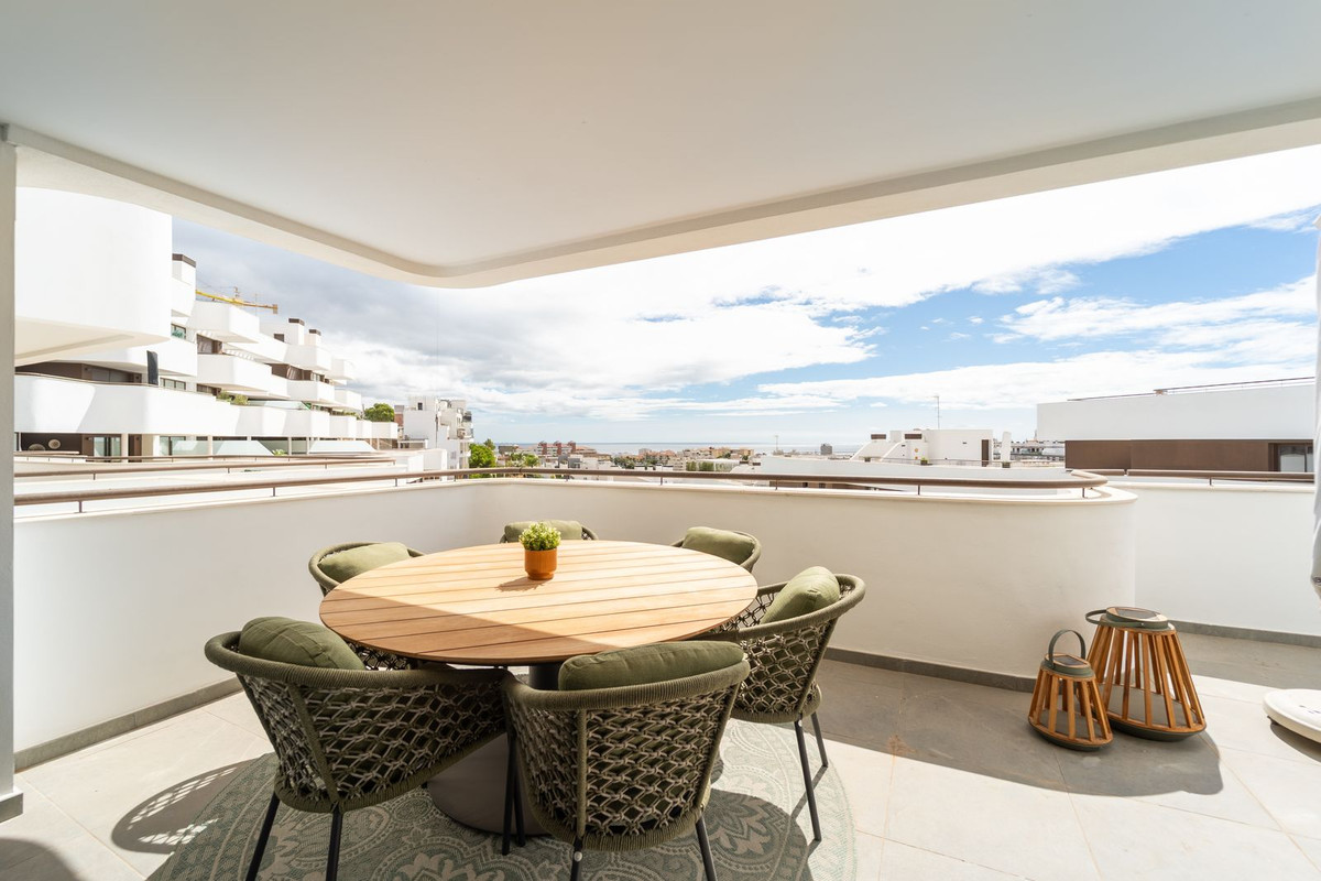Apartment for sale in Estepona
