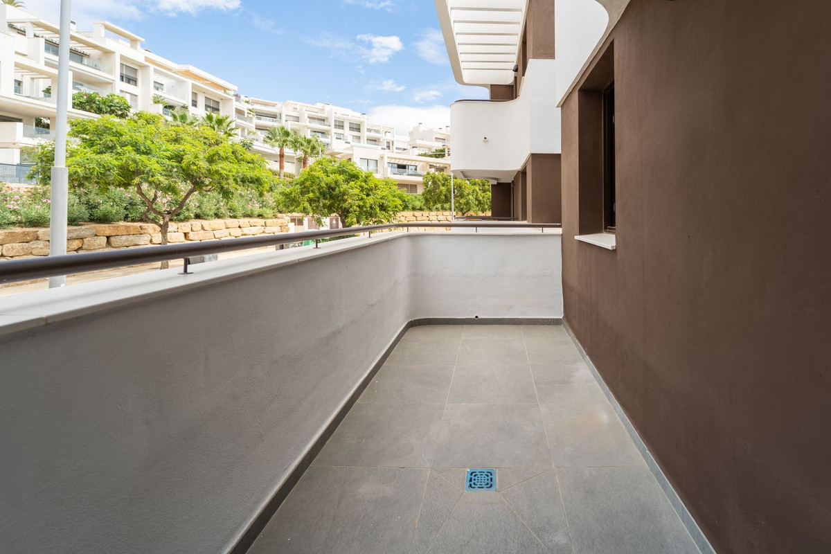 Apartment for sale in Estepona