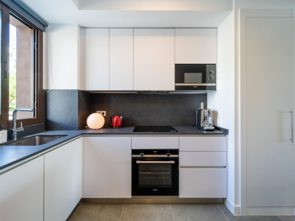 Apartment for sale in Estepona