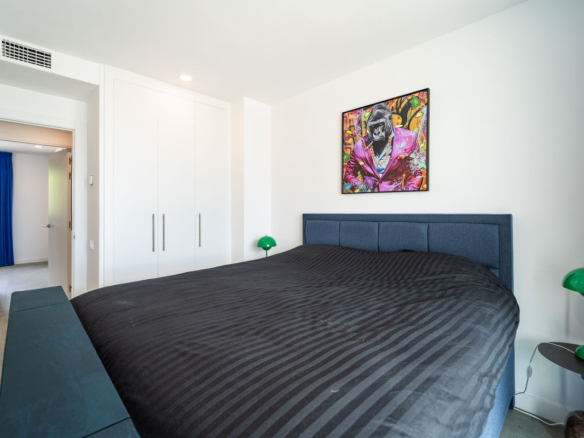 Apartment for sale in Estepona