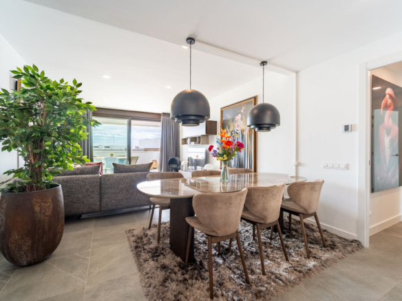 Apartment for sale in Estepona