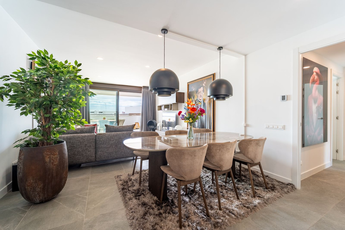 Apartment for sale in Estepona
