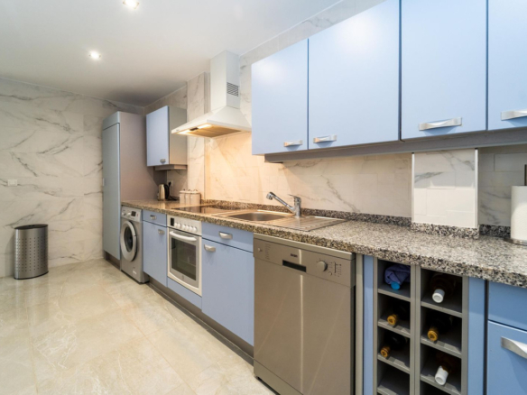 Apartment for sale in Fuengirola