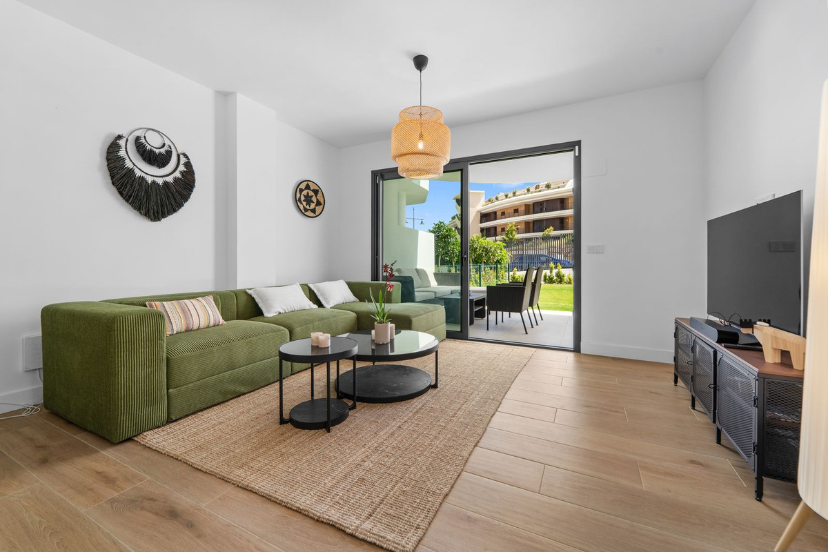 Apartment-in-Fuengirola-Ref-R5438389 Apartment for sale in Fuengirola