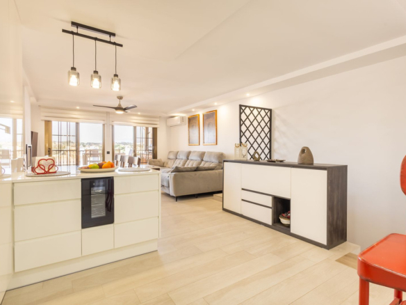 Apartment for sale in Fuengirola