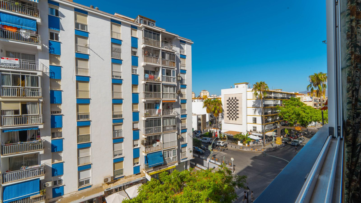 Apartment-in-Fuengirola-Ref-R5454943 Apartment for sale in Fuengirola