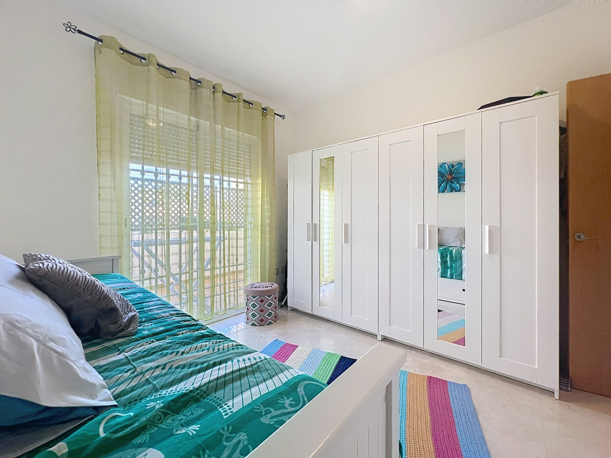 Apartment for sale in Manilva