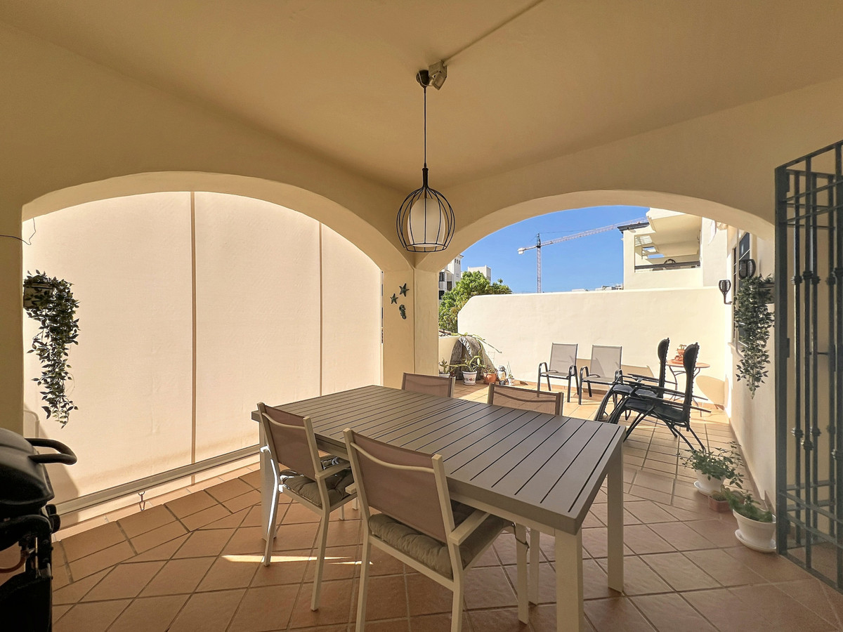 Apartment for sale in Manilva