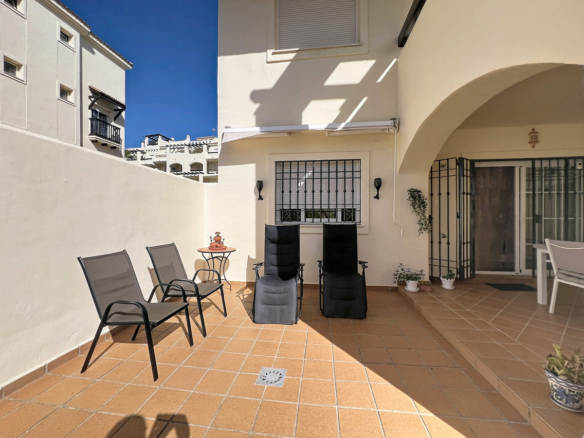 Apartment for sale in Manilva