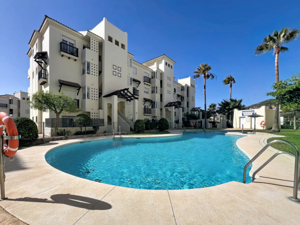 Apartment for sale in Manilva