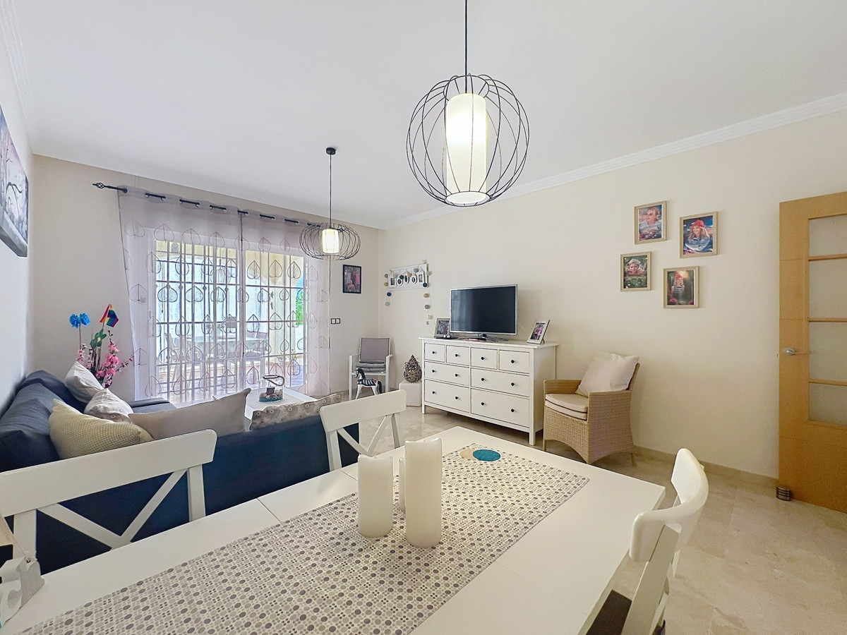 Apartment for sale in Manilva