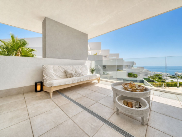 Apartment for sale in Manilva